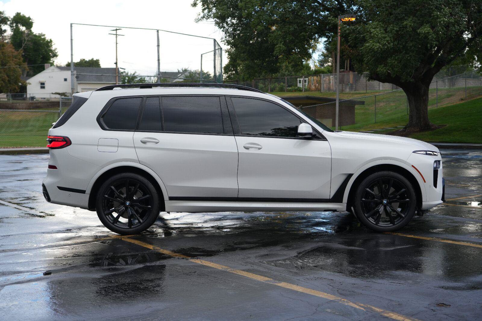 Used 2026 BMW X7 xDrive40i w/ Executive Package AWD/4WD image 6