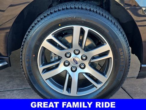 Used 2023 Ford Expedition Max Limited image 41