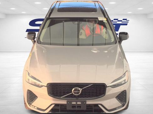 Used 2023 Volvo XC60 B5 Plus w/ Protection Package Premier image 2