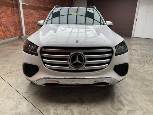 New 2025 Mercedes-Benz GLS 450 4MATIC image 8