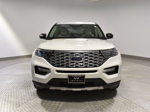 Used 2020 Ford Explorer Platinum w/ Premium Technology Package image 8