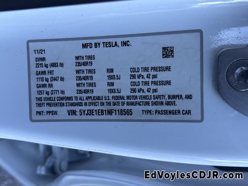 Used 2022 Tesla Model 3 Long Range image 35