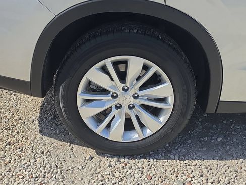 Used 2025 Mitsubishi Outlander ES FWD image 5