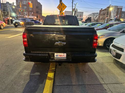 Used 2015 Chevrolet Silverado 1500 LT w/ Midnight Edition image 9