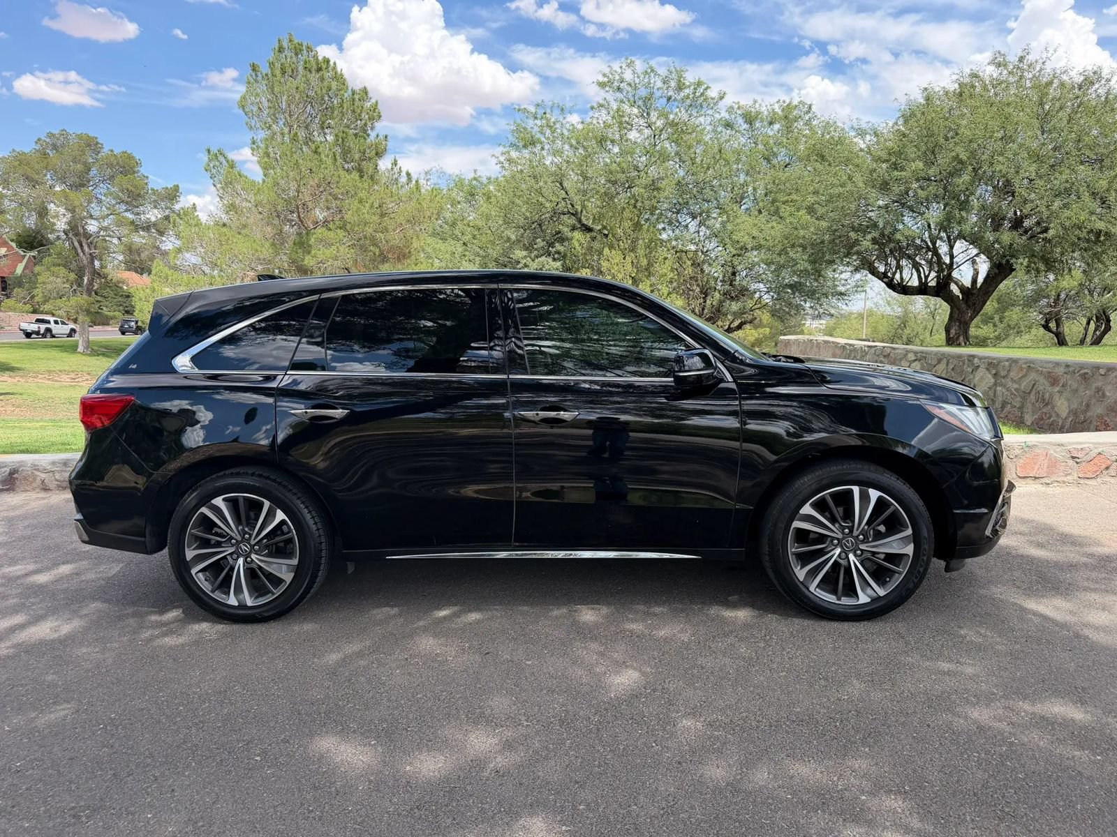 Used 2019 Acura MDX w/ Technology Package FWD image 6