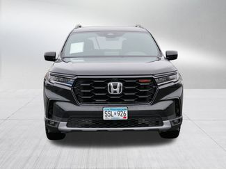 Certified 2025 Honda Pilot TrailSport video 2