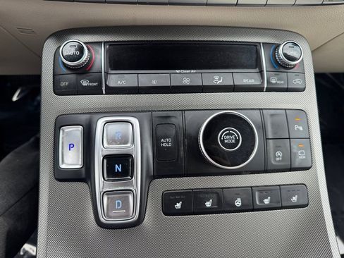 Used 2020 Hyundai Palisade Limited image 21