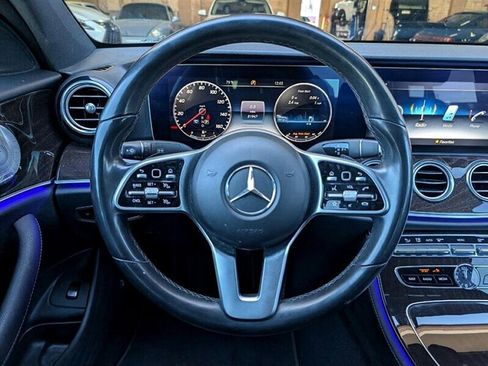 Used 2020 Mercedes-Benz E 350 4MATIC Sedan w/ Premium Package image 19