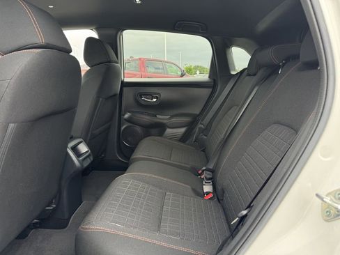 Used 2025 Honda HR-V Sport image 27