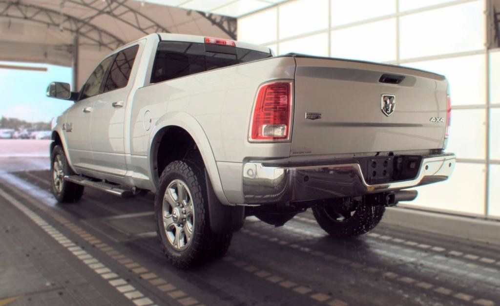 Used 2014 RAM 2500 Laramie w/ Convenience Group AWD/4WD image 5