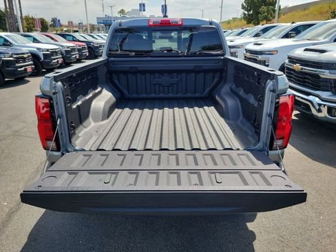 New 2026 Chevrolet Colorado ZR2 w/ Technology Package AWD/4WD image 20
