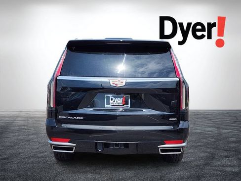Used 2022 Cadillac Escalade ESV Premium Luxury AWD/4WD image 5