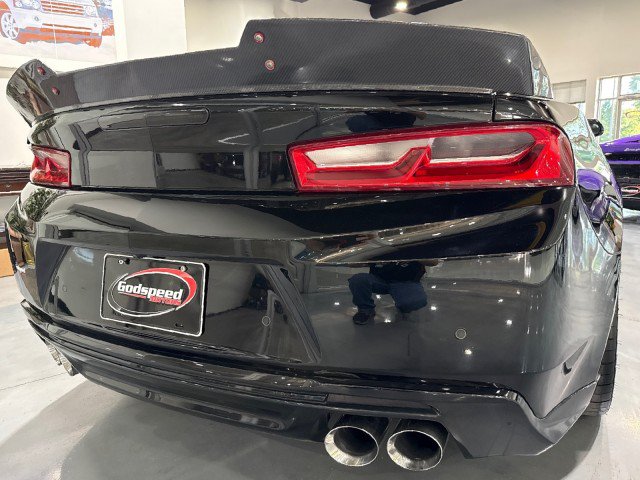Used 2018 Chevrolet Camaro ZL1 RWD image 42