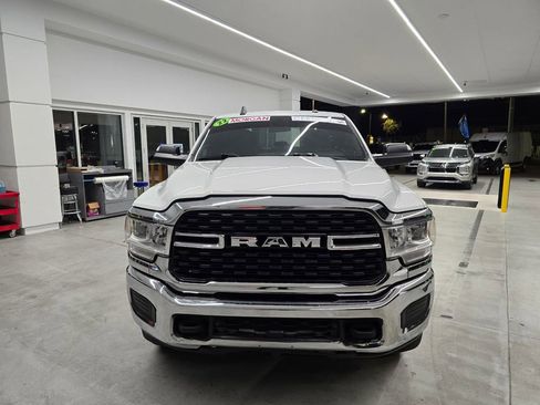 Used 2022 RAM 2500 Big Horn AWD/4WD image 9