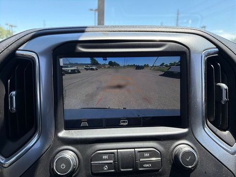 Used 2021 Chevrolet Silverado 1500 LT w/ Texas Edition Plus RWD image 17