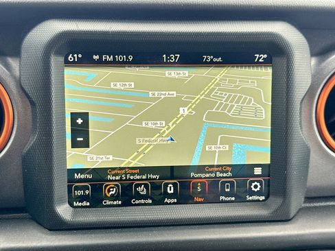 Used 2021 Jeep Gladiator Mojave AWD/4WD image 14