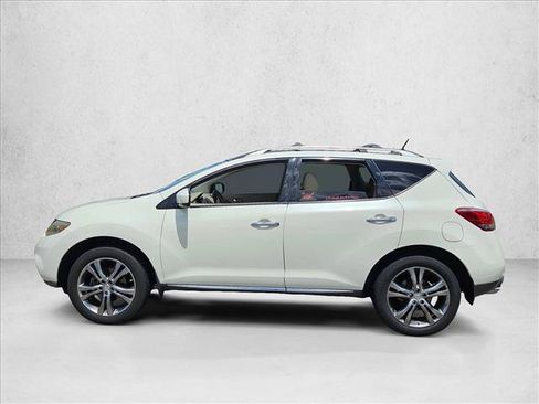 Used 2011 Nissan Murano LE w/ Navigation Pkg FWD image 4