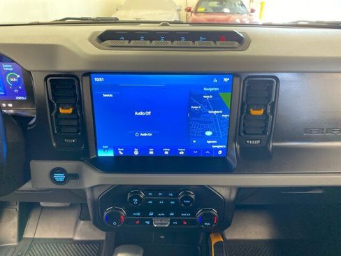 Used 2023 Ford Bronco Badlands AWD/4WD image 25