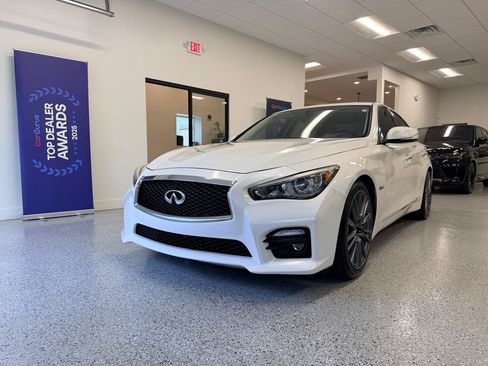 Used 2016 INFINITI Q50 Red Sport 400 RWD image 3