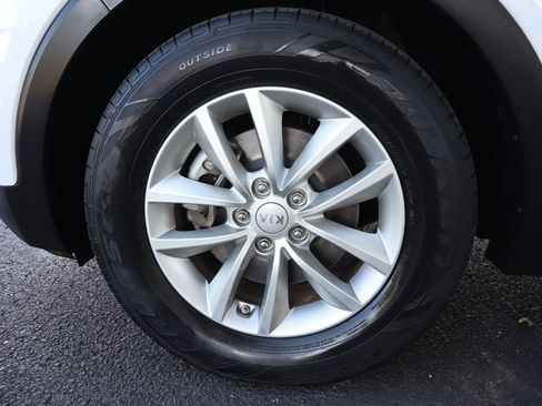 Used 2016 Kia Sorento LX AWD/4WD image 43