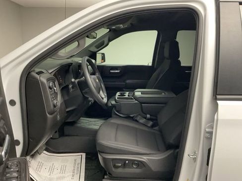 New 2026 Chevrolet Silverado 1500 Custom w/ LPO, Dark Essentials Package image 11