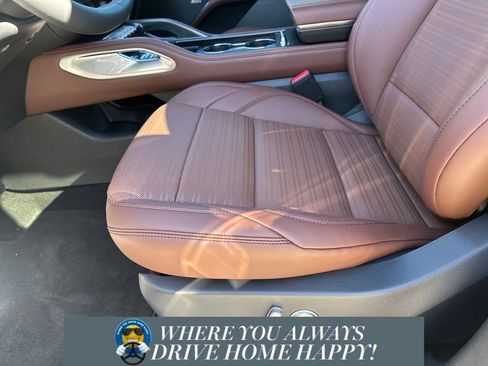 New 2026 Lincoln Nautilus Reserve w/ Jet Appearance Package image 8