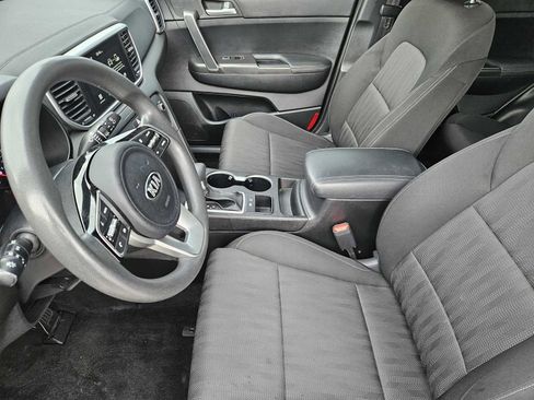 Used 2022 Kia Sportage LX FWD image 12