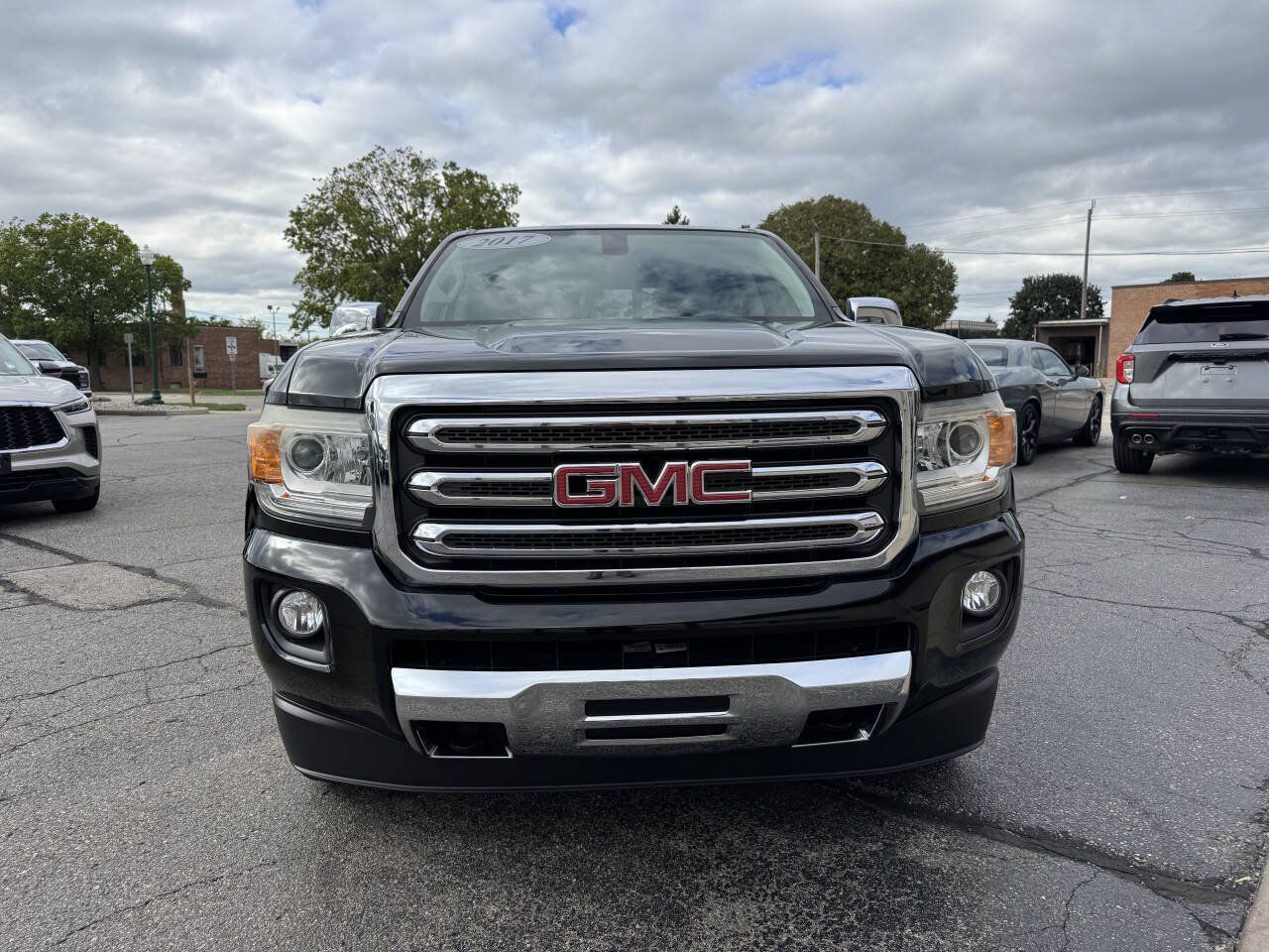 Used 2017 GMC Canyon SLT w/ Trailering Package AWD/4WD image 4
