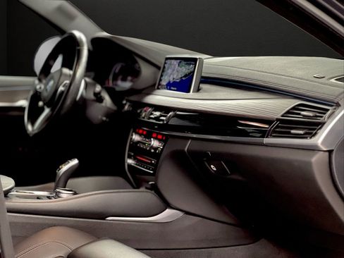 Used 2019 BMW X6 xDrive35i w/ M Sport Package image 21