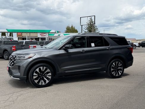 Used 2025 Ford Explorer Platinum w/ LUX Leather Package AWD/4WD image 9