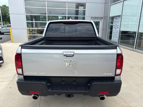 Used 2023 Honda Ridgeline RTL-E image 6