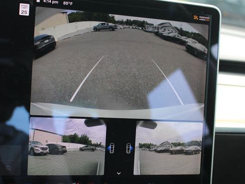 Used 2022 Tesla Model 3 Performance AWD/4WD image 17