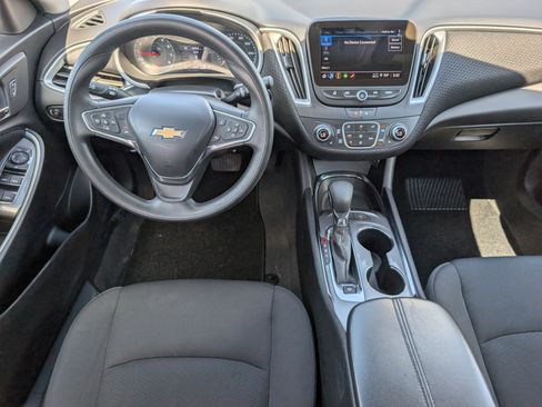 Used 2024 Chevrolet Malibu LT FWD image 6