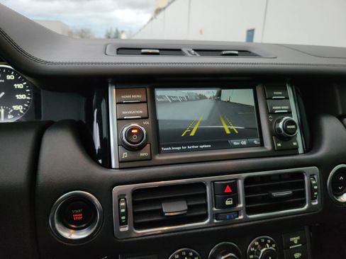 Used 2011 Land Rover Range Rover Supercharged image 15