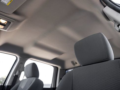 Used 2015 RAM 2500 SLT image 26