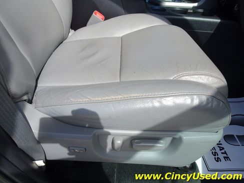 Used 2015 Toyota Sequoia Limited AWD/4WD image 38