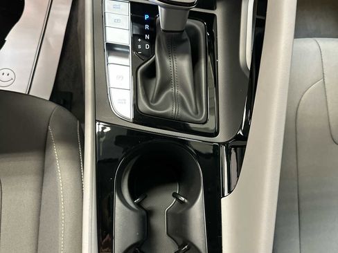 New 2026 Hyundai Elantra Blue image 18