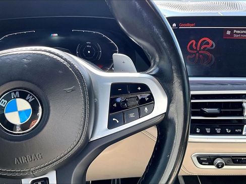 Used 2022 BMW X7 xDrive40i w/ M Sport Package image 24