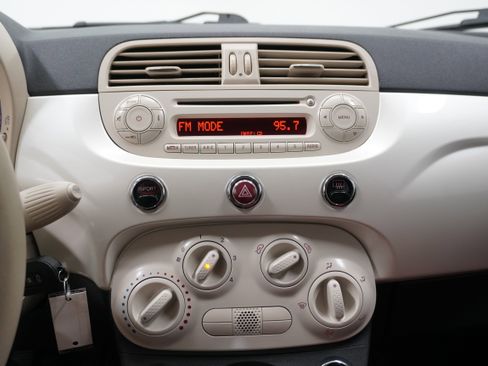 Used 2015 FIAT 500 Pop image 14