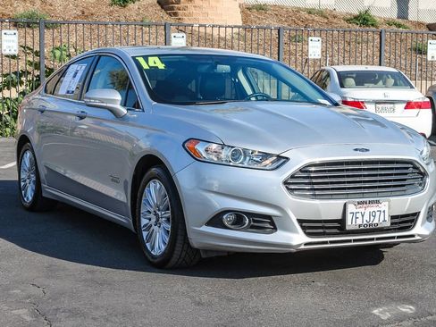 Used 2014 Ford Fusion Energi SE FWD image 3