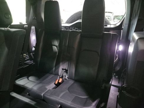 Used 2020 Land Rover Defender 110 X AWD/4WD image 26