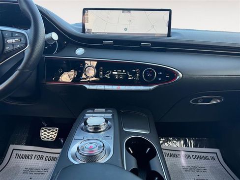 Used 2025 Genesis GV70 2.5T w/ Sport Prestige Package image 12