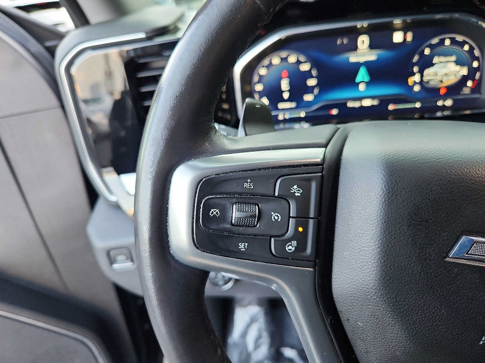 Used 2023 Chevrolet Silverado 1500 RST AWD/4WD image 20