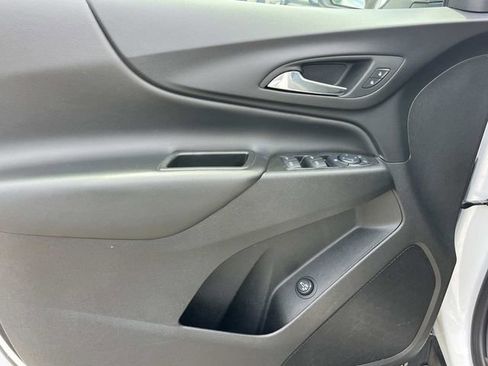 Used 2024 Chevrolet Equinox LT AWD/4WD image 31
