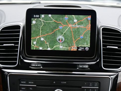 Used 2018 Mercedes-Benz GLS 550 4MATIC image 22