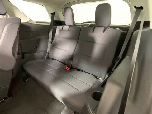 Used 2025 Ford Explorer Active image 21