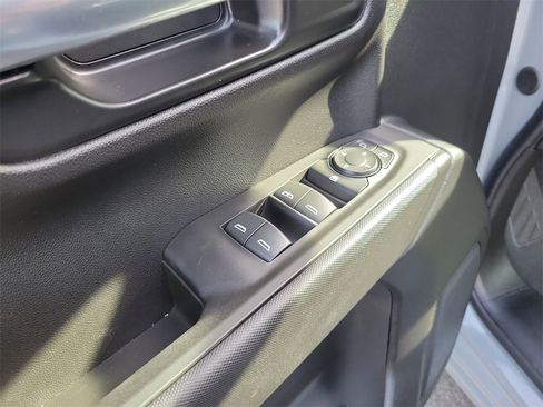 Used 2025 Chevrolet Silverado 1500 Custom image 22