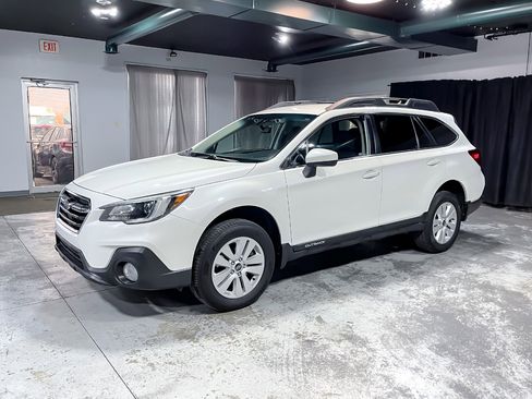 Used 2019 Subaru Outback 2.5i Premium image 4