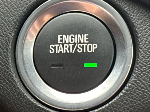 Certified 2023 Chevrolet Equinox LT AWD/4WD image 16