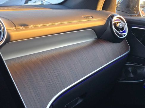 New 2025 Mercedes-Benz GLC 350e 4MATIC image 31